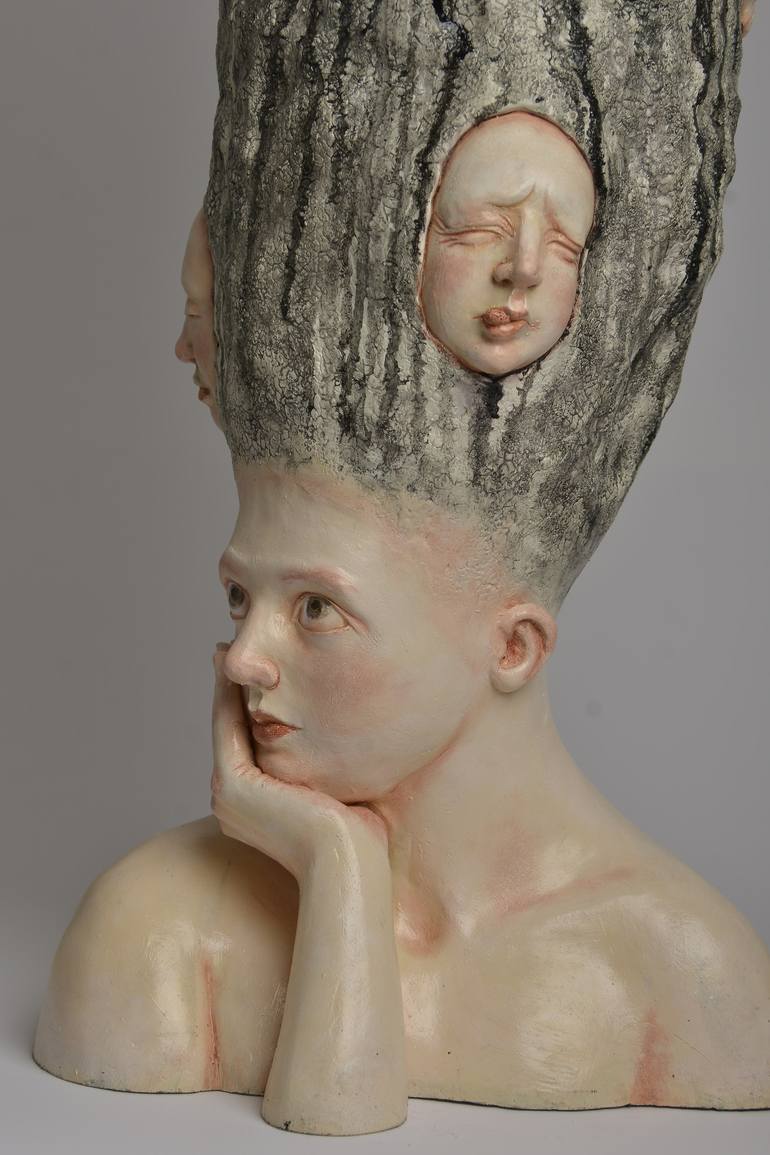 Original Figurative People Sculpture by Francesca Dalla Benetta