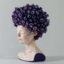 This is a small serie of women with bizarre things in-on their head. 
They represent how much we think and feel... 
Are we what we think about? For real?

Every piece is oil hand painted.