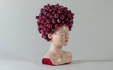 Original Floral Sculpture by Francesca Dalla Benetta