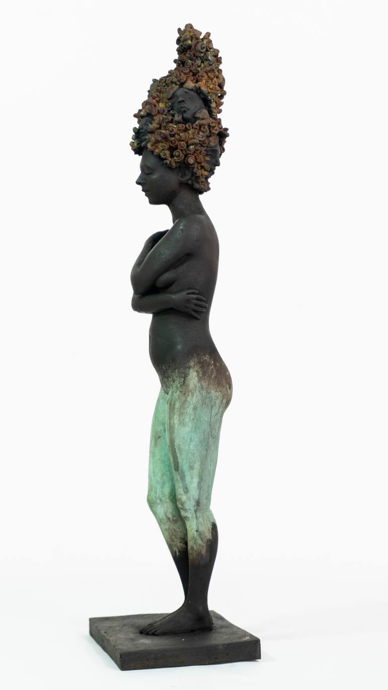 Original Figurative Women Sculpture by Francesca Dalla Benetta
