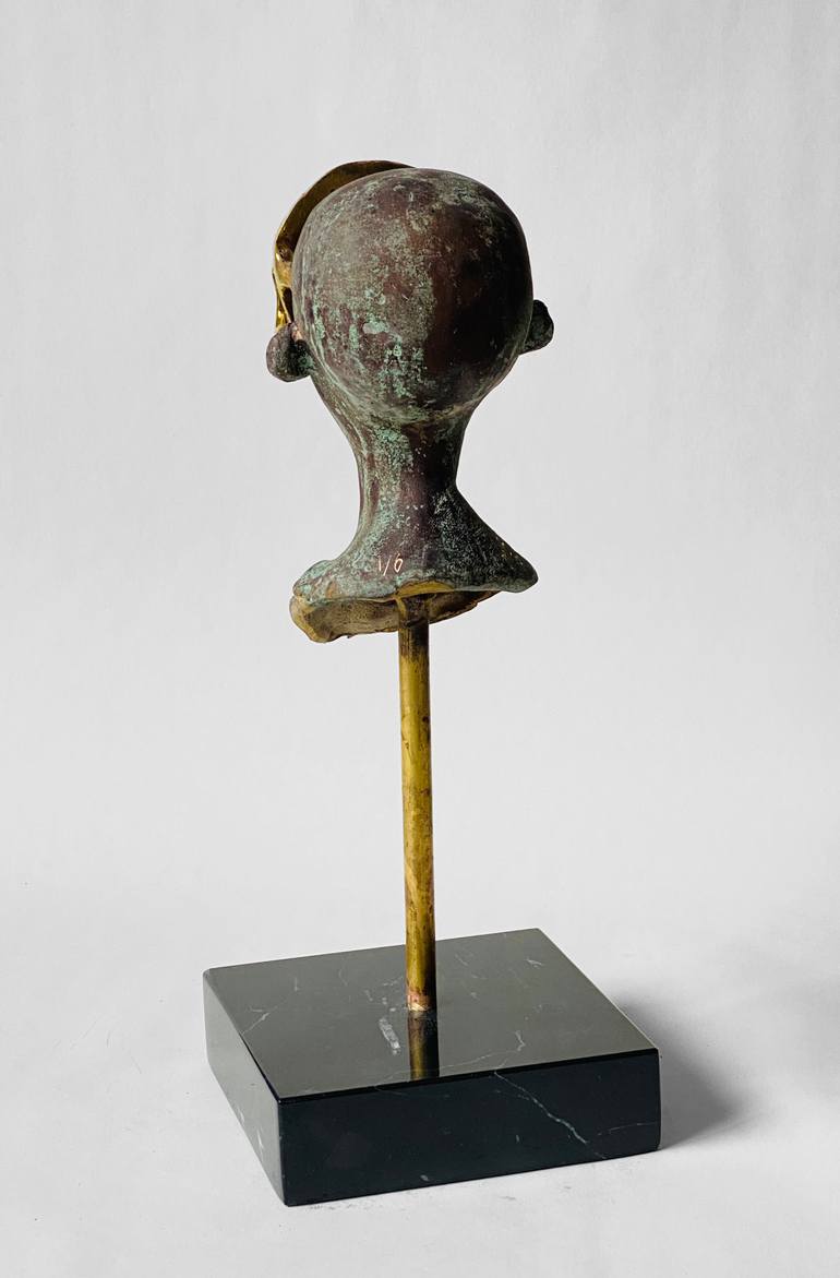 Original Figurative Body Sculpture by Francesca Dalla Benetta