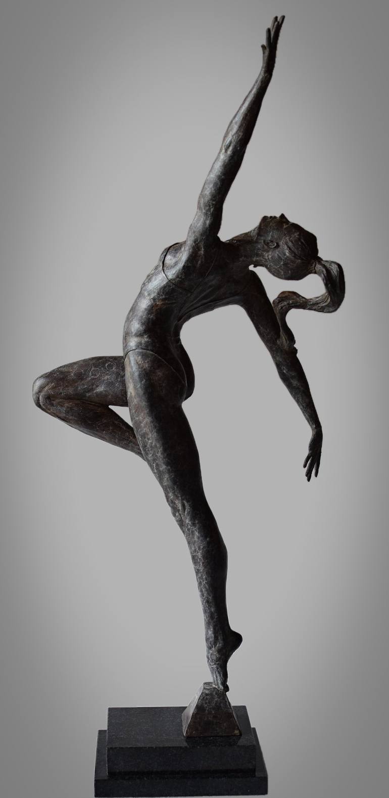 Original Figurative Women Sculpture by Alexandr Karat