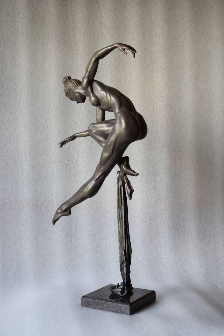 Original Figurative Nude Sculpture by Alexandr Karat