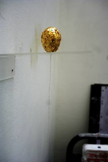 Balloon Egg (Golden) thumb