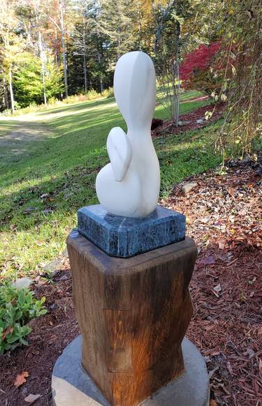 MADONNA AND CHILD thumb