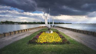 The sculpture Wings on the Palic lake in Serbia thumb