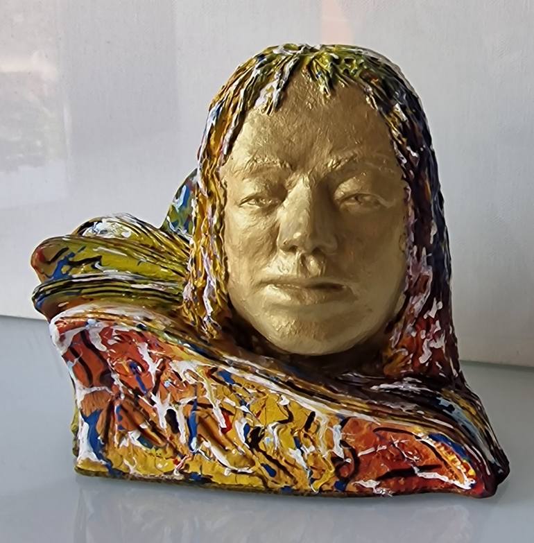 Original Contemporary Women Sculpture by Michele Imperiale