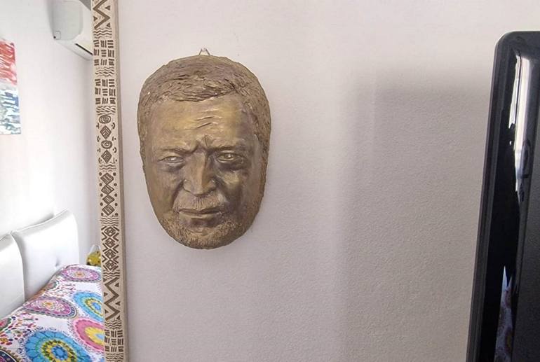 Original Portraiture Politics Sculpture by Michele Imperiale