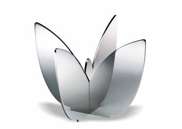 Tulipano, a Claudio Bettini metal sculpture. thumb