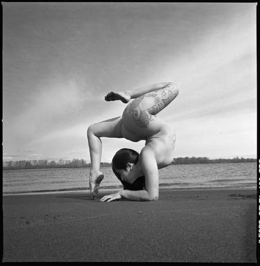 Back Bend, Silver Gelatin Print - Limited Edition of 5 thumb