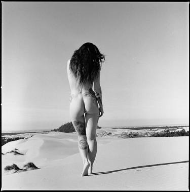 Desert Nude #7, Silver Gelatin Print - Limited Edition of 5 thumb