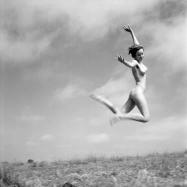 Nude - Jumping Wind, Silver Gelatin Print - Limited Edition of 15 thumb