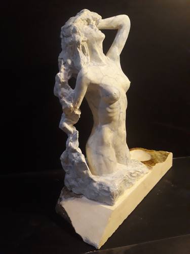 Original Figurative Women Sculpture by Angelo Lotti