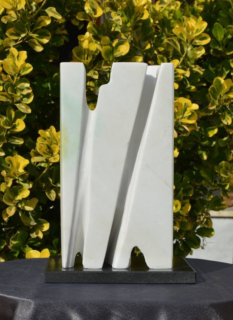 Original Abstract Expressionism Animal Sculpture by Ognyan Chitakov