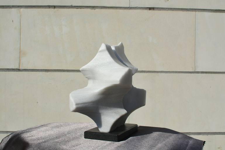 Original Love Sculpture by Ognyan Chitakov