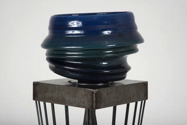 fluxus - sculpture vase thumb
