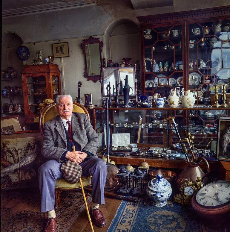 Antique Dealer