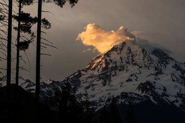 Rainier Alpenglow thumb