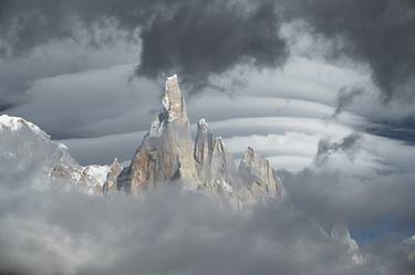 Lenticular at Cerro Torre thumb