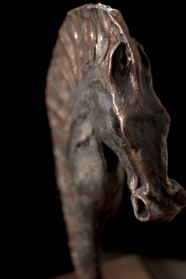 Horse sculpture Aithops thumb