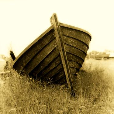 Old fishing boat - Limited Edition of 5 thumb