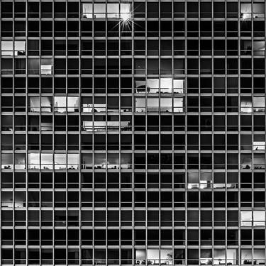 Mies and FFF – Commonwealth Promenade Apartments (Night) thumb
