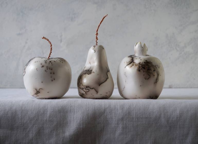 Raku Ceramic Fruit Set, Gold Horse Hair, Porcelain Ceramic Arts, Unique Home Decor, Handmade Housewarming Gift