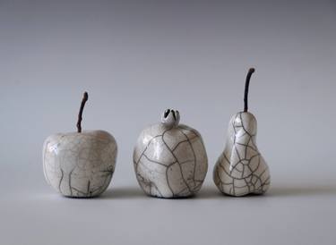 Raku Ceramic Fruit Set, Black/White Raku Pieces, Crackle Glaze, Porcelain Ceramic Arts, Unique Home Decor, Handmade Housewarming Gift thumb