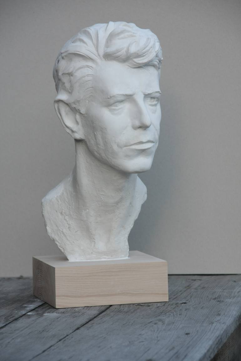 Original Figurative Pop Culture/Celebrity Sculpture by Michal Furmaniak