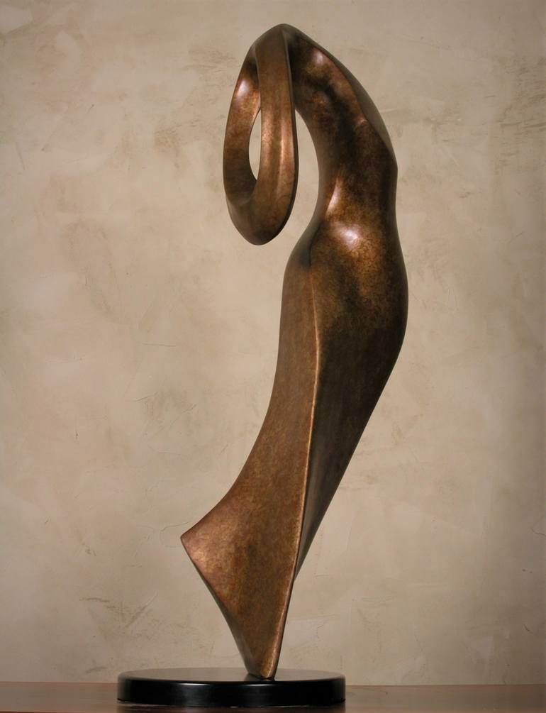 Original Women Sculpture by Lynn Art Gallery