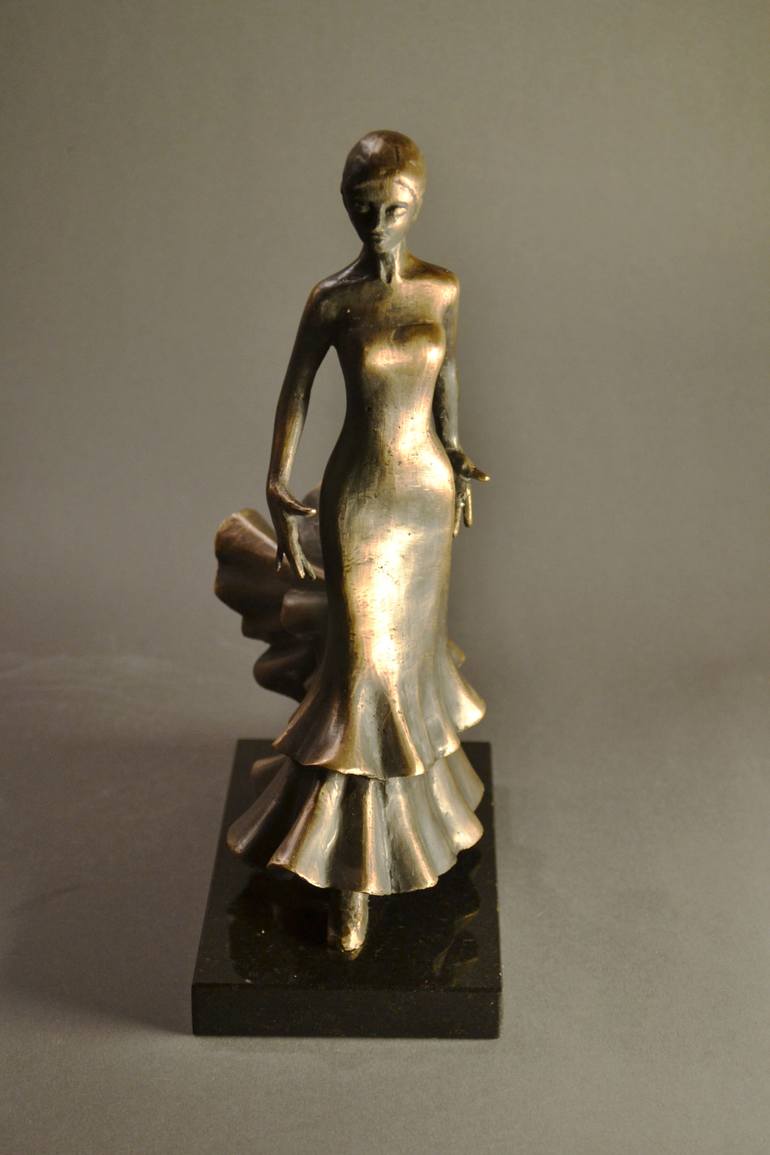 Original Figurative People Sculpture by Joanna Zakrzewska-Cholewa