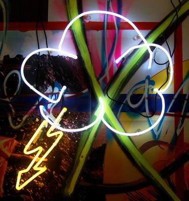 THUNDER DOME, 2016, neon object, 67x60cm thumb