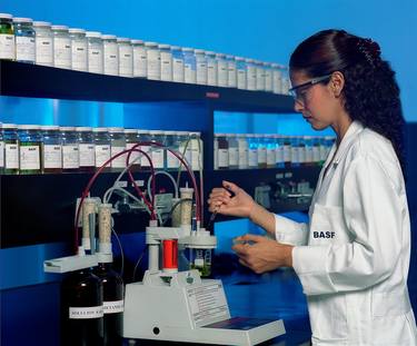 "Lab technician controlling liquids" 1997 BASF Altamira thumb