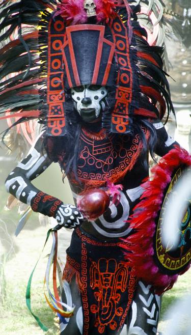 "Red warrior dancing" 2011. Juana de Asbaje Park, Tlalpan, Mexico City. Limited Edition of 9. thumb