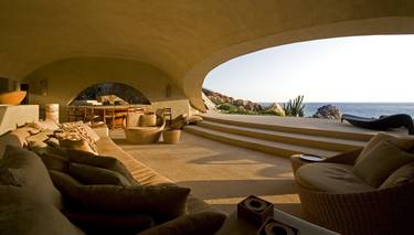 "Casa Rocas Rojas: Lateral late afternoon interior view" thumb