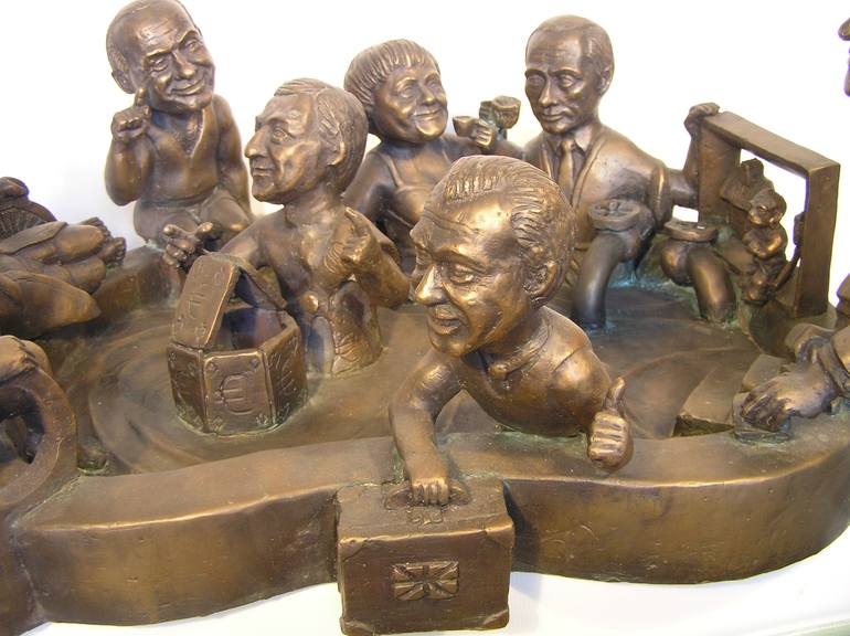 Original Figurative Pop Culture/Celebrity Sculpture by Bohdan Bilinchuk