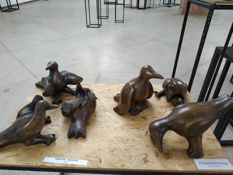 Original Figurative Animal Sculpture by Bohdan Bilinchuk