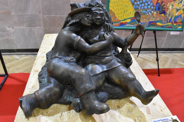 Original Folk Humor Sculpture by Bohdan Bilinchuk