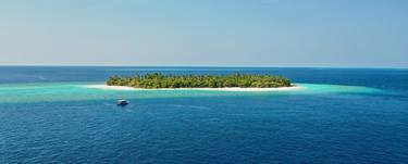 Island seascape in Maldives - Limited Edition 1 of 5 - Limited Edition of 5 thumb