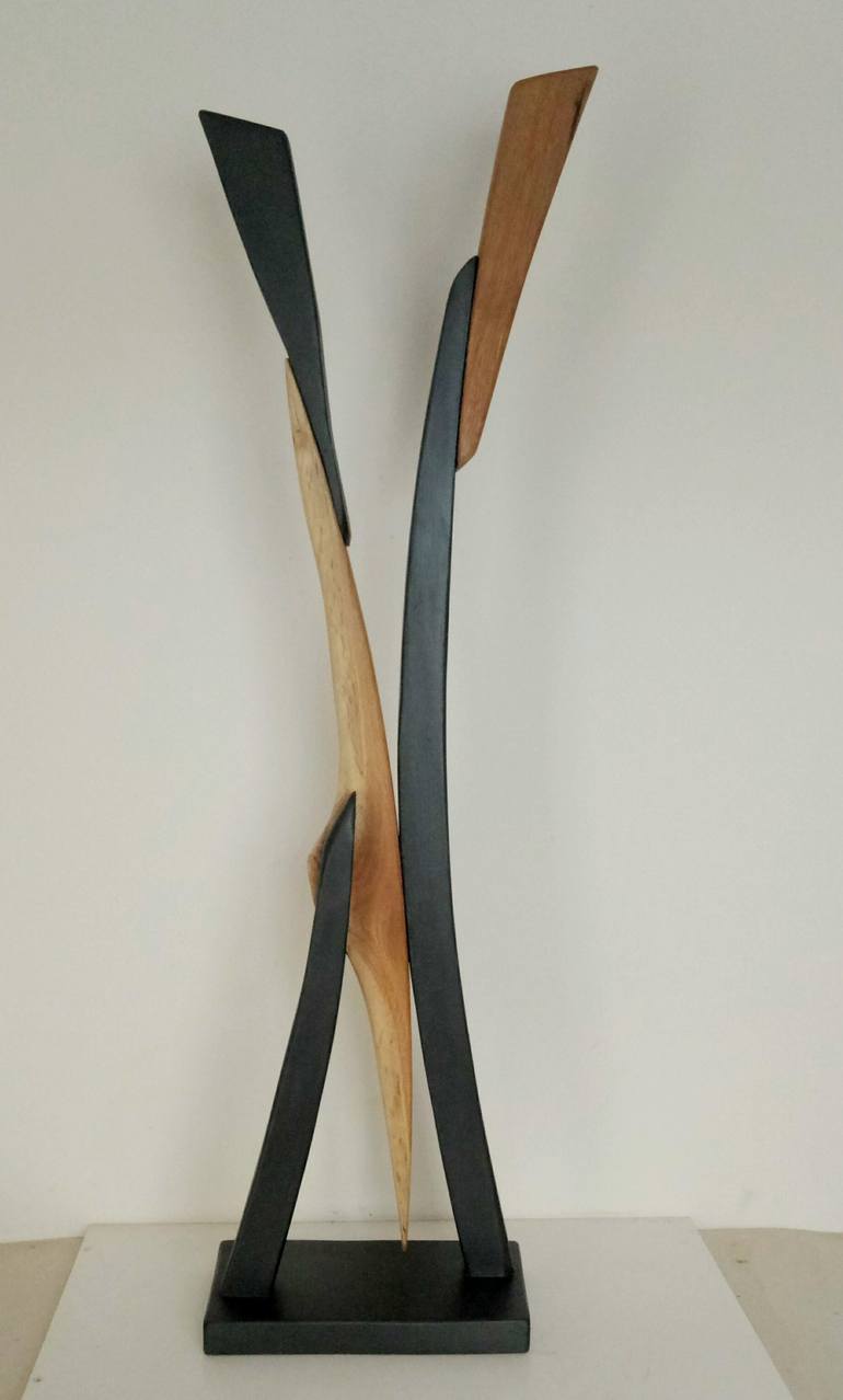 Original Abstract Sculpture by Anna e Daniele Beltrame - Sedie Rustiche di Beltrame Daniele snc