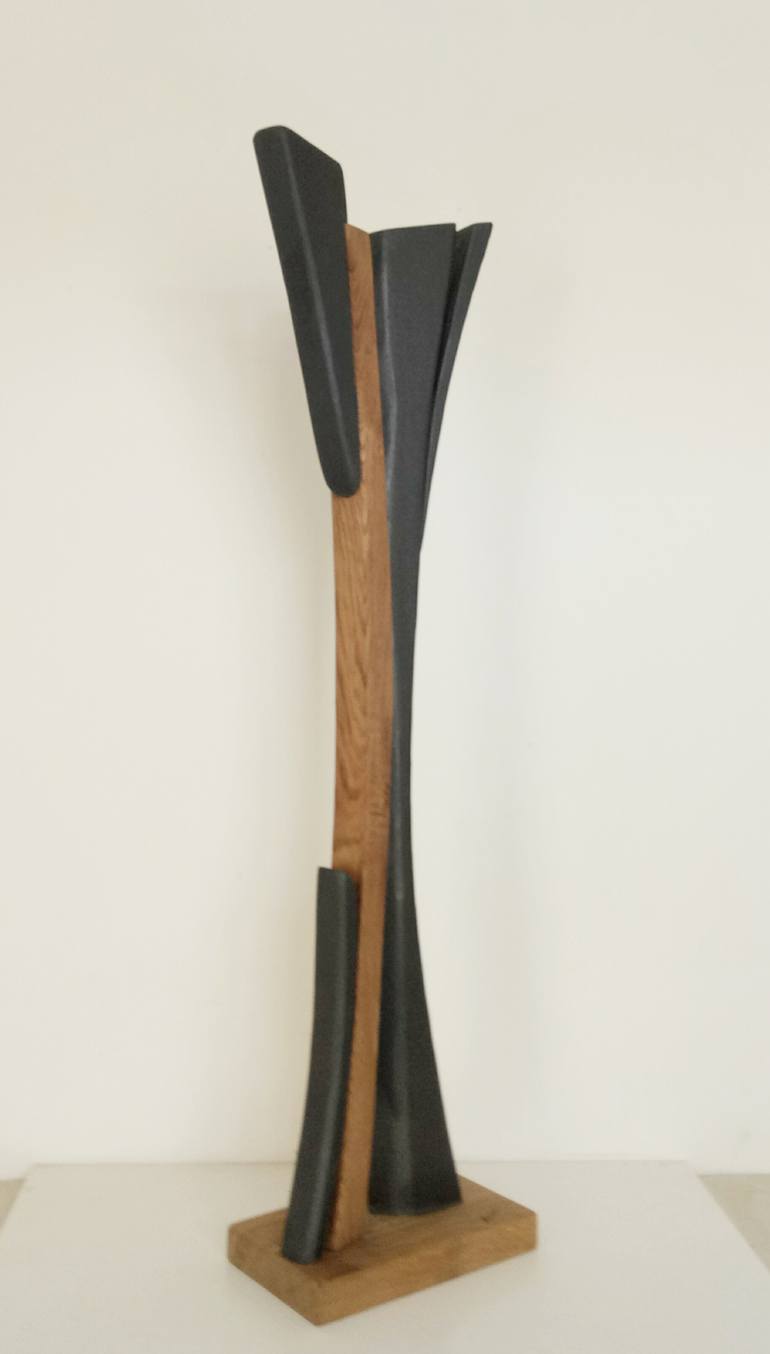 Original Abstract Sculpture by Anna E Daniele Beltrame - Sedie Rustiche Di Beltrame Daniele Snc