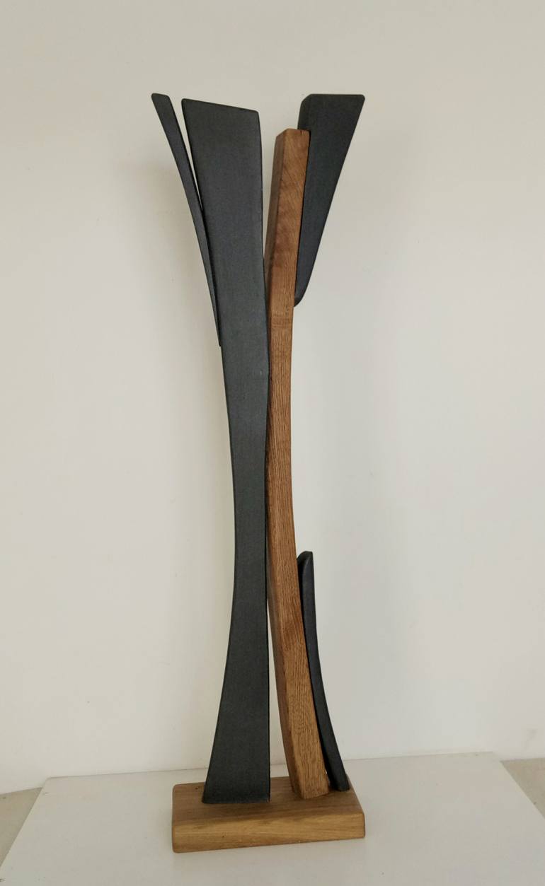 Original Abstract Sculpture by Anna E Daniele Beltrame - Sedie Rustiche Di Beltrame Daniele Snc
