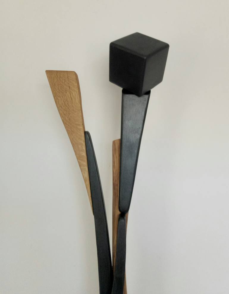 Original Abstract Sculpture by Anna e Daniele Beltrame - Sedie Rustiche di Beltrame Daniele snc