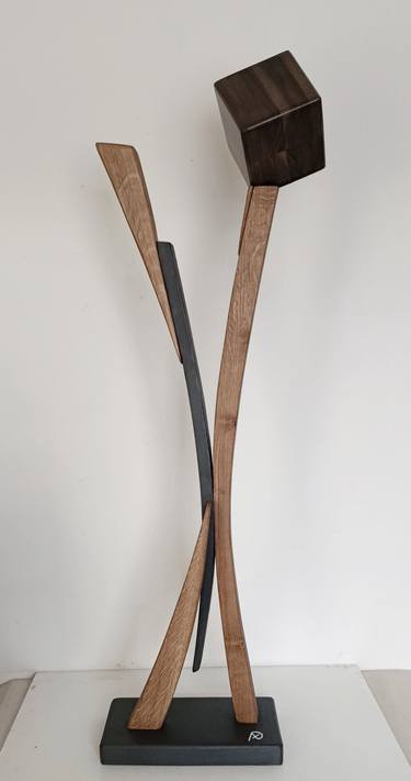 Original Conceptual Abstract Sculpture by Anna E Daniele Beltrame - Sedie Rustiche Di Beltrame Daniele Snc