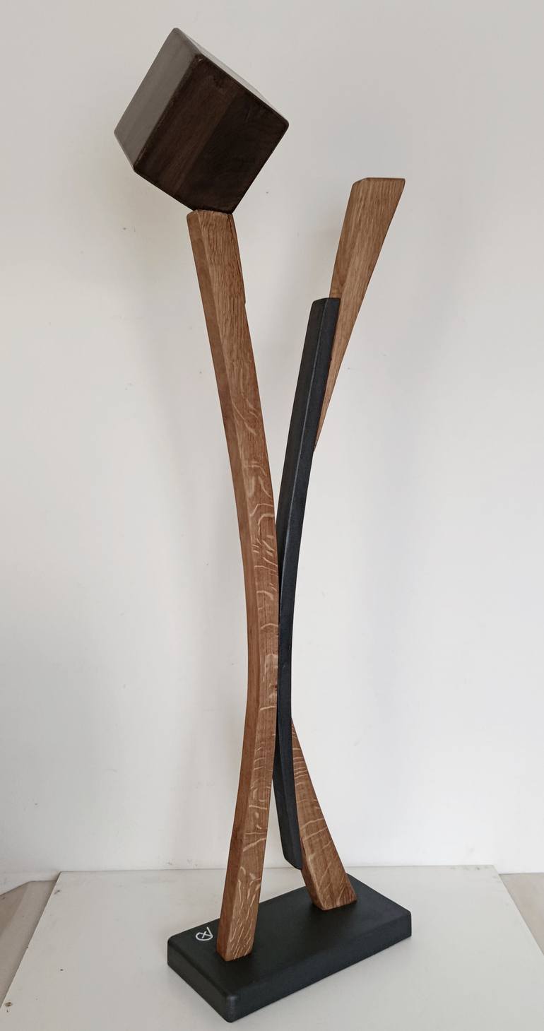 Original Conceptual Abstract Sculpture by Anna E Daniele Beltrame - Sedie Rustiche Di Beltrame Daniele Snc