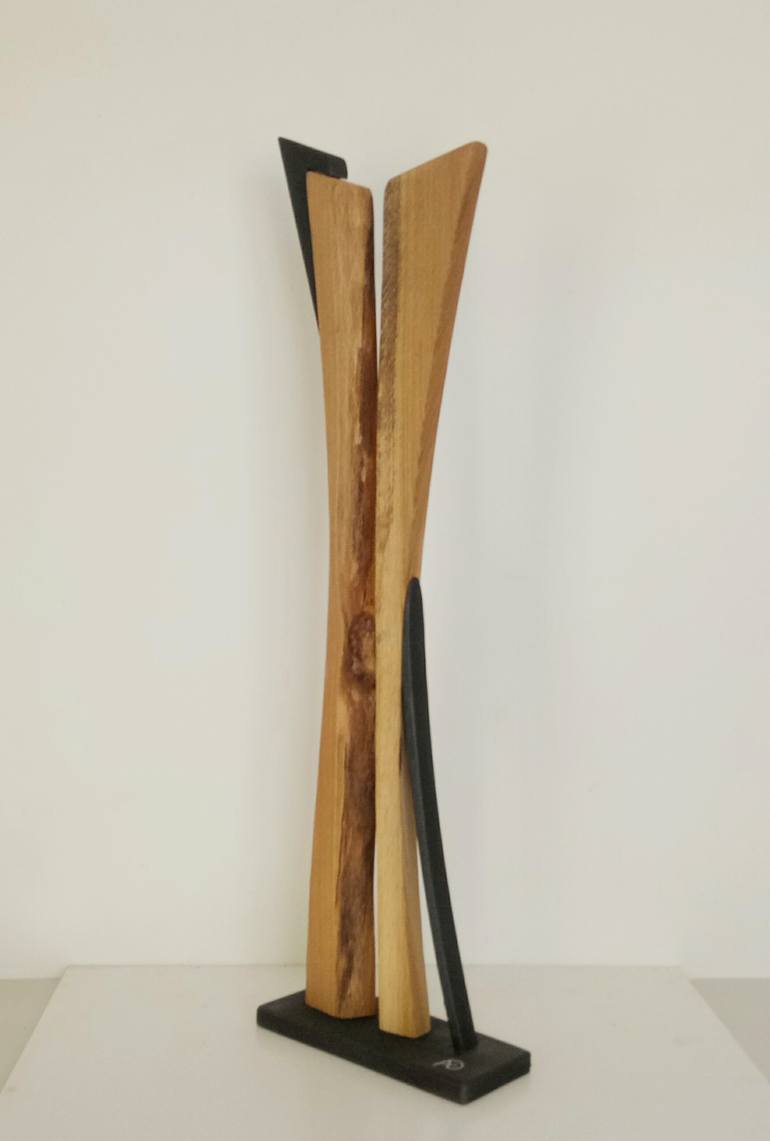 Original Conceptual Abstract Sculpture by Anna E Daniele Beltrame - Sedie Rustiche Di Beltrame Daniele Snc