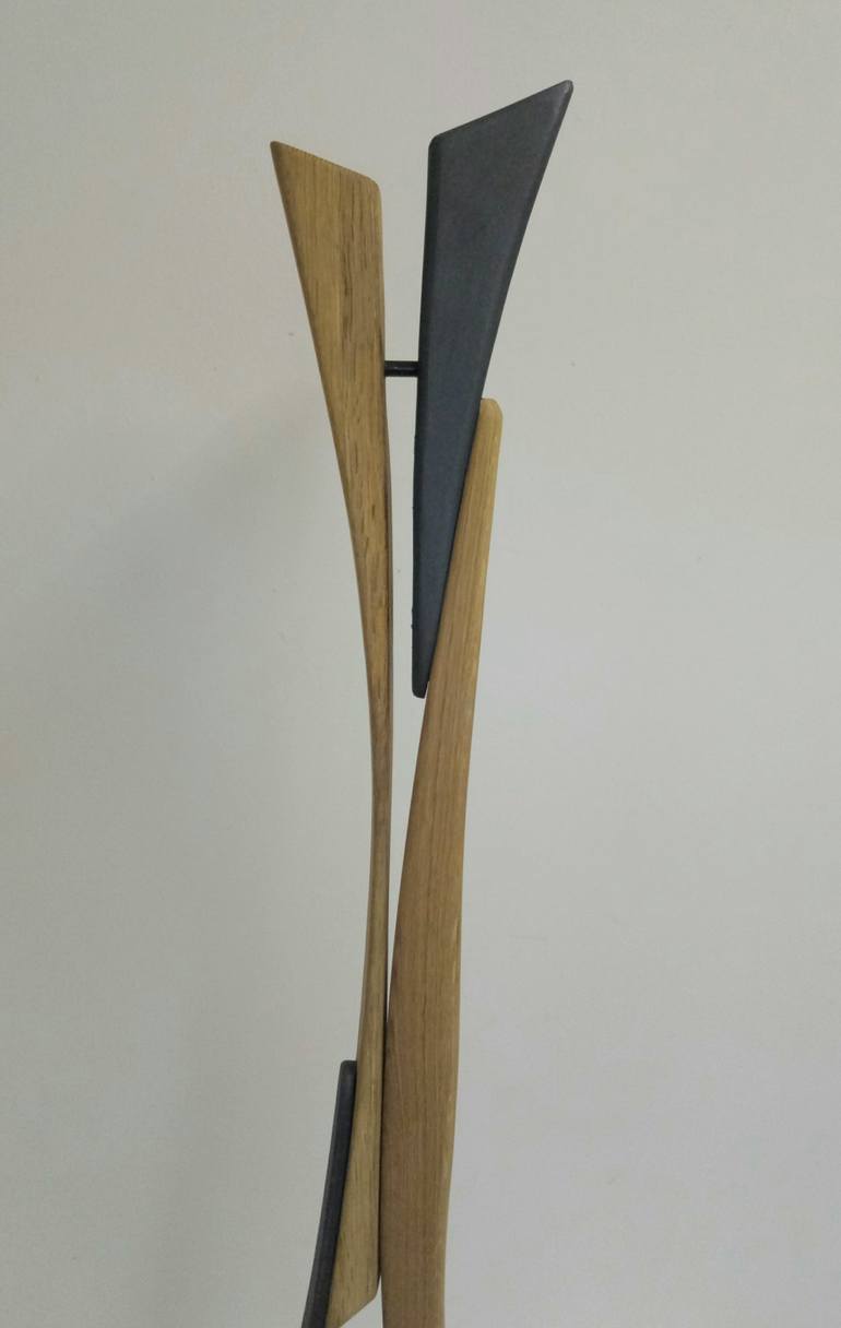 Original Conceptual Abstract Sculpture by Anna E Daniele Beltrame - Sedie Rustiche Di Beltrame Daniele Snc