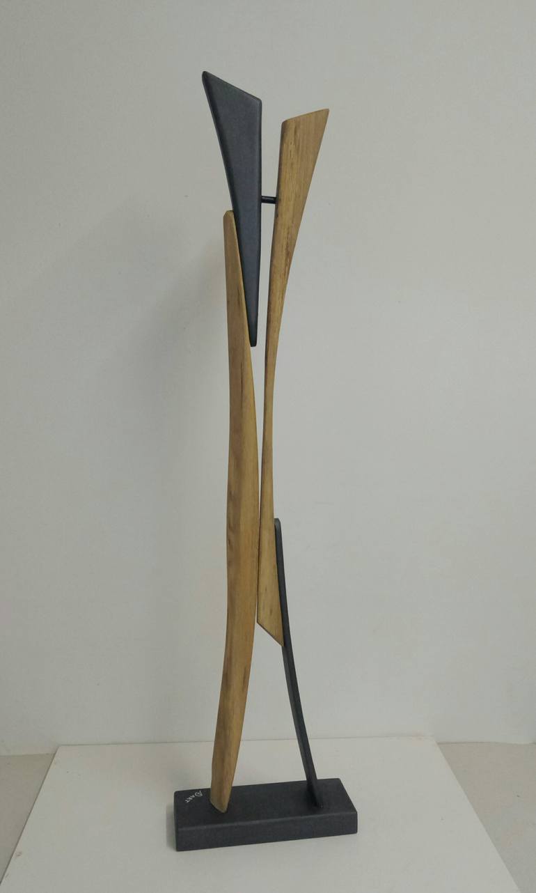 Original Conceptual Abstract Sculpture by Anna E Daniele Beltrame - Sedie Rustiche Di Beltrame Daniele Snc