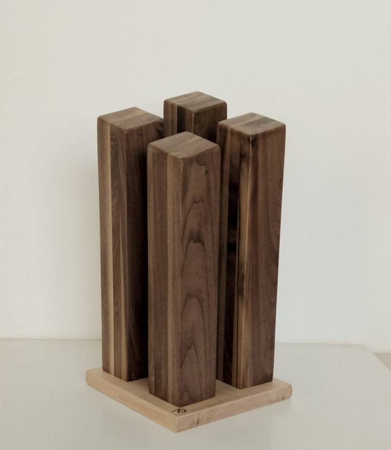 Original Conceptual Abstract Sculpture by Anna e Daniele Beltrame - Sedie Rustiche di Beltrame Daniele snc