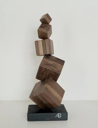 Original Conceptual Abstract Sculpture by Anna e Daniele Beltrame - Sedie Rustiche di Beltrame Daniele snc